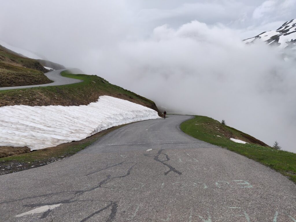 multi — Riding the alps on my racebike — photo 15