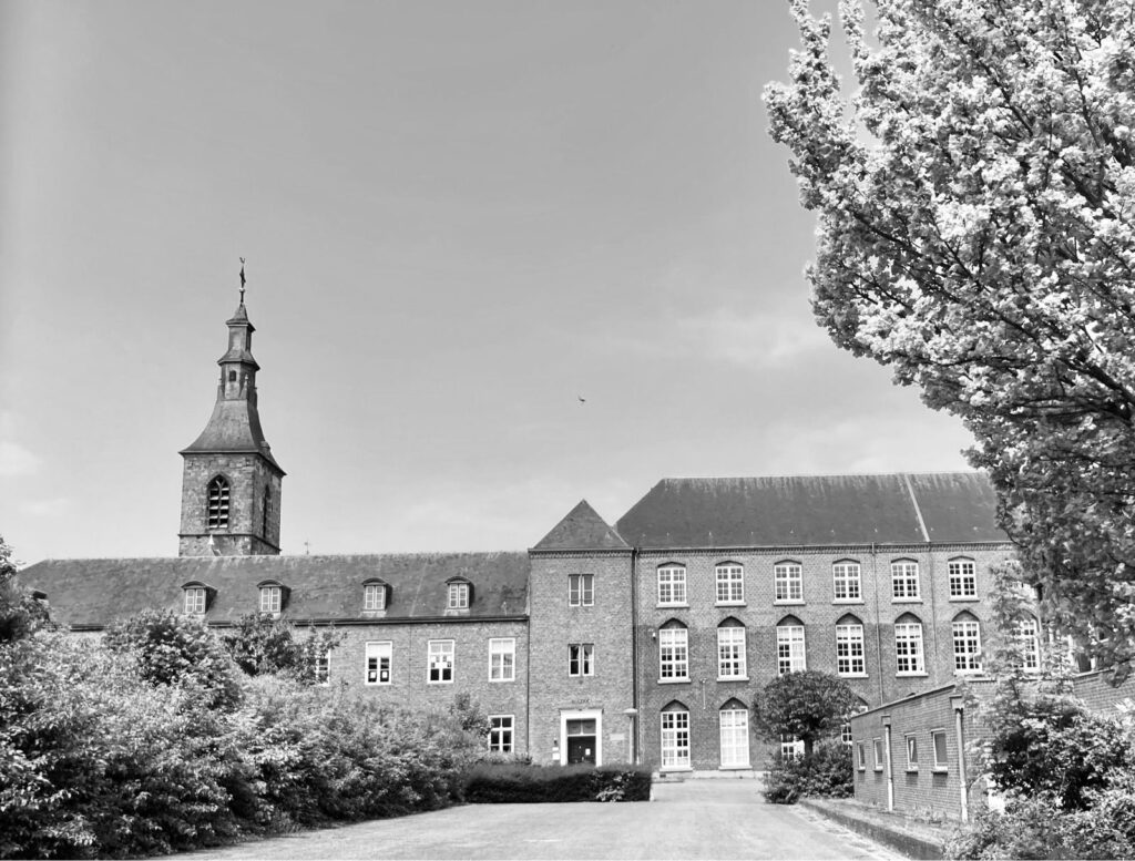 south limburg — Maastricht – Siegfriedlinie – door Rob Janssen — photo 5